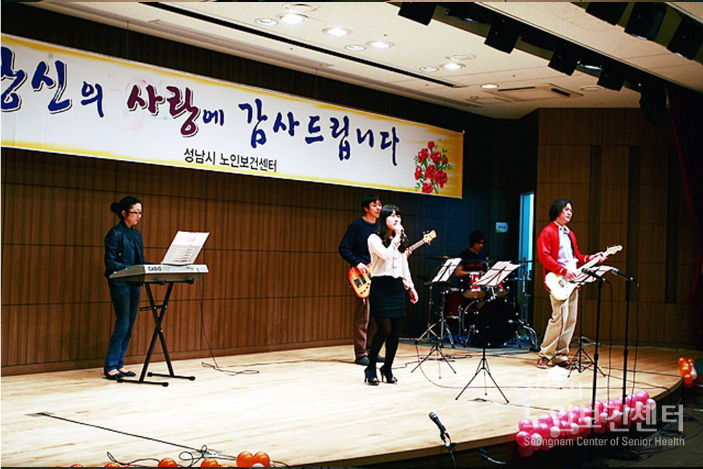 5.6.어버이날-행사사진224.jpg