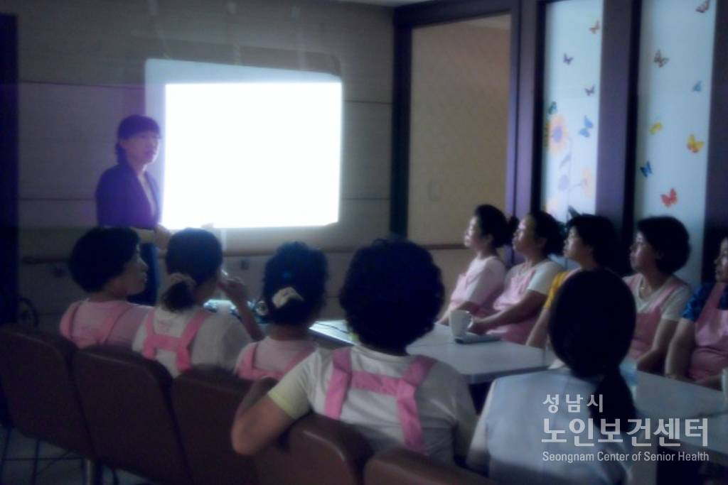 수진노인센터실버빌.jpg