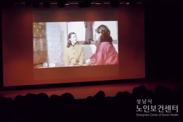 어느여배우4.jpg