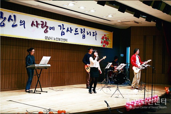 5.6.어버이날-행사사진224.jpg