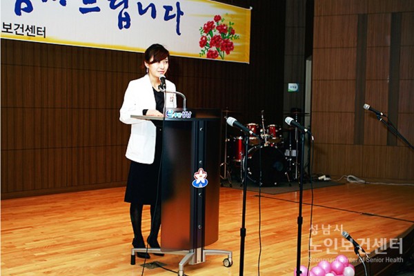 5.6.어버이날-행사사진032.jpg